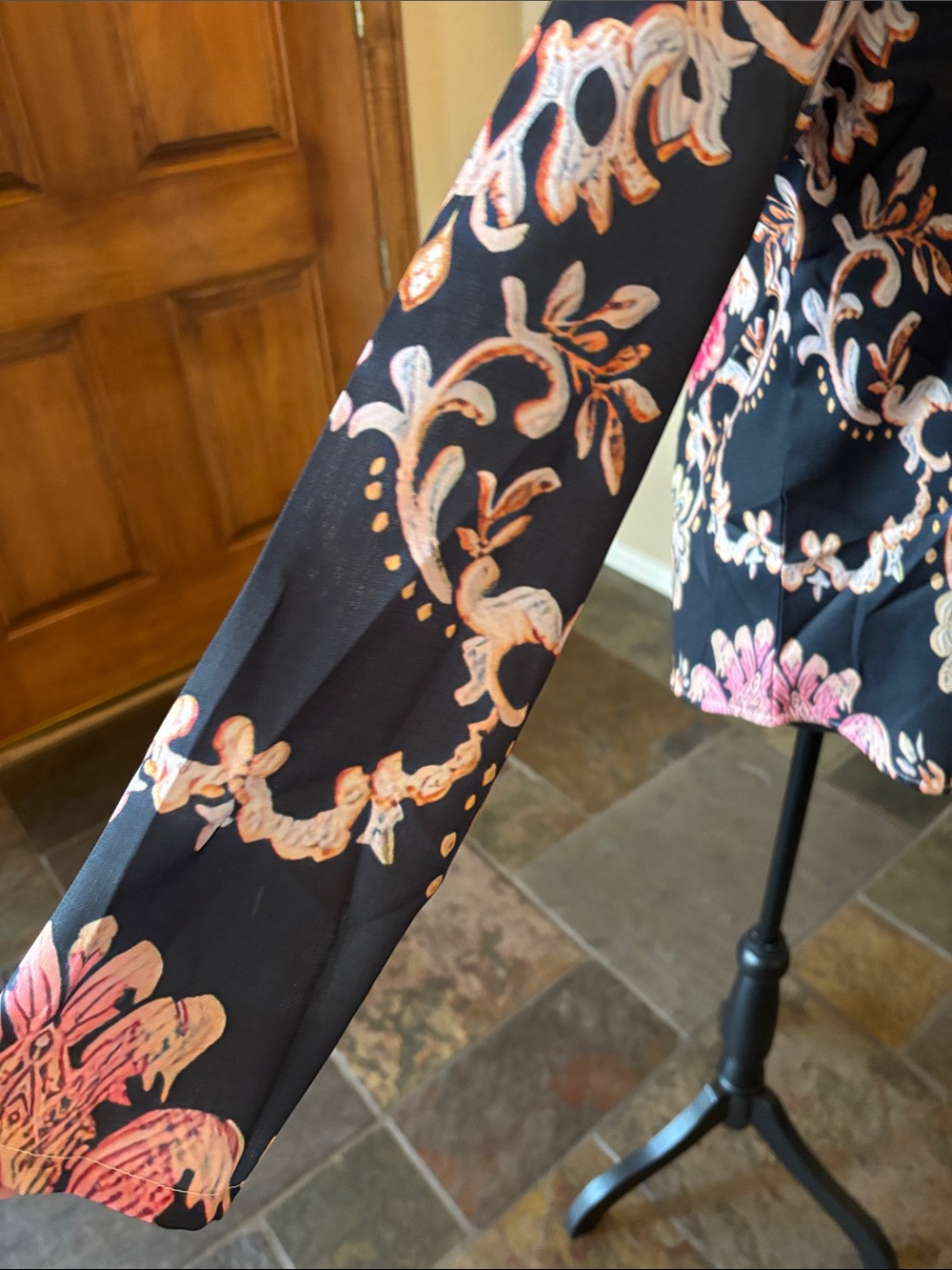 Source Unknown Black Floral Scroll Print Blouse View 4
